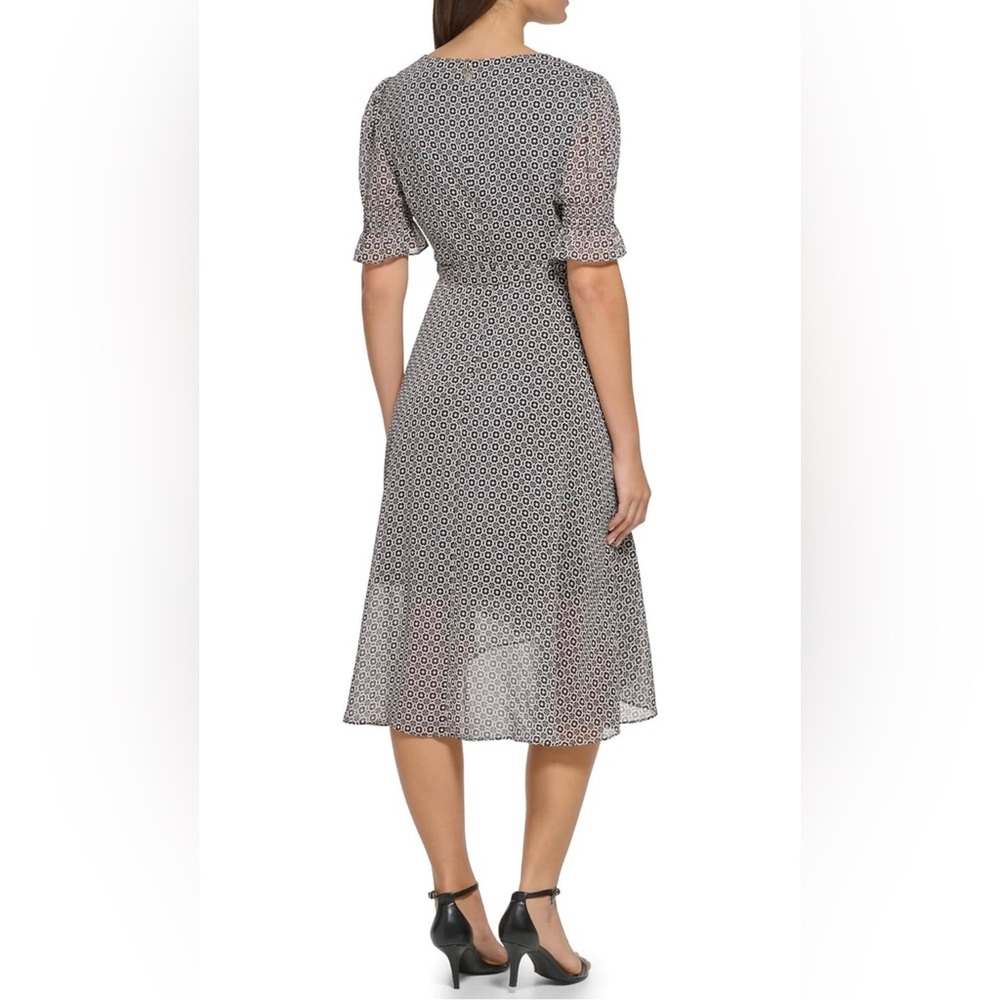 NWT Tommy Hilfiger Faux Wrap Short Sleeve Chiffon Dress Size 8 - Picture 3 of 9